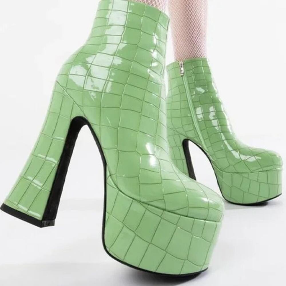 Azalea Wang Green Platform Chunky Booties Croc Embossed Size 8